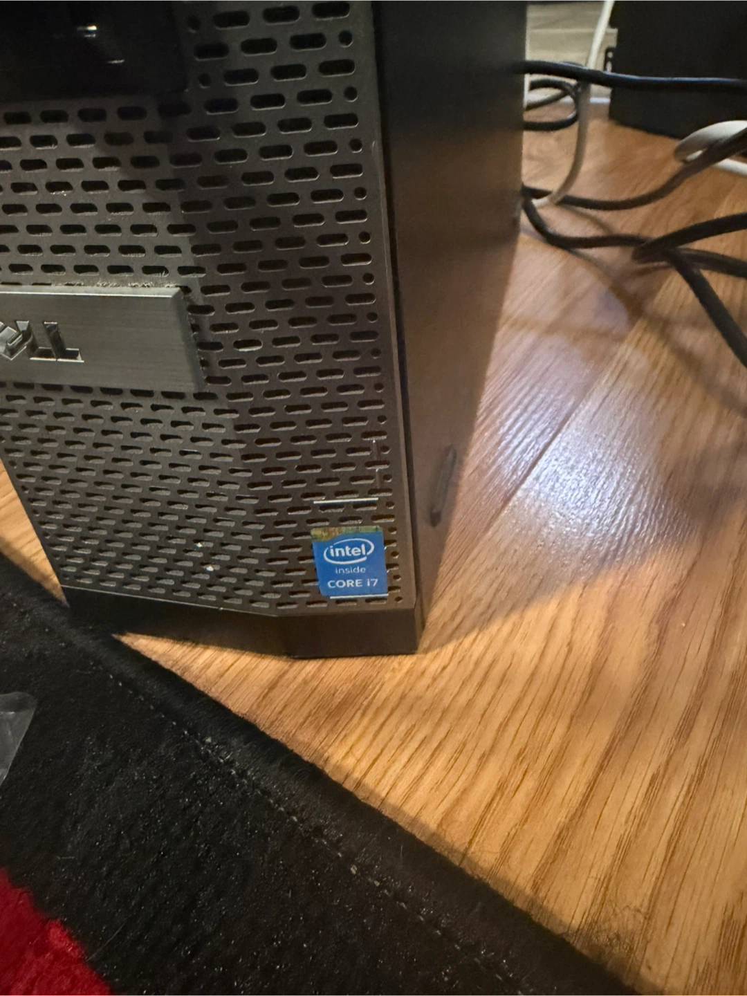 Dell OptiPlex 7020 Desktop Computer