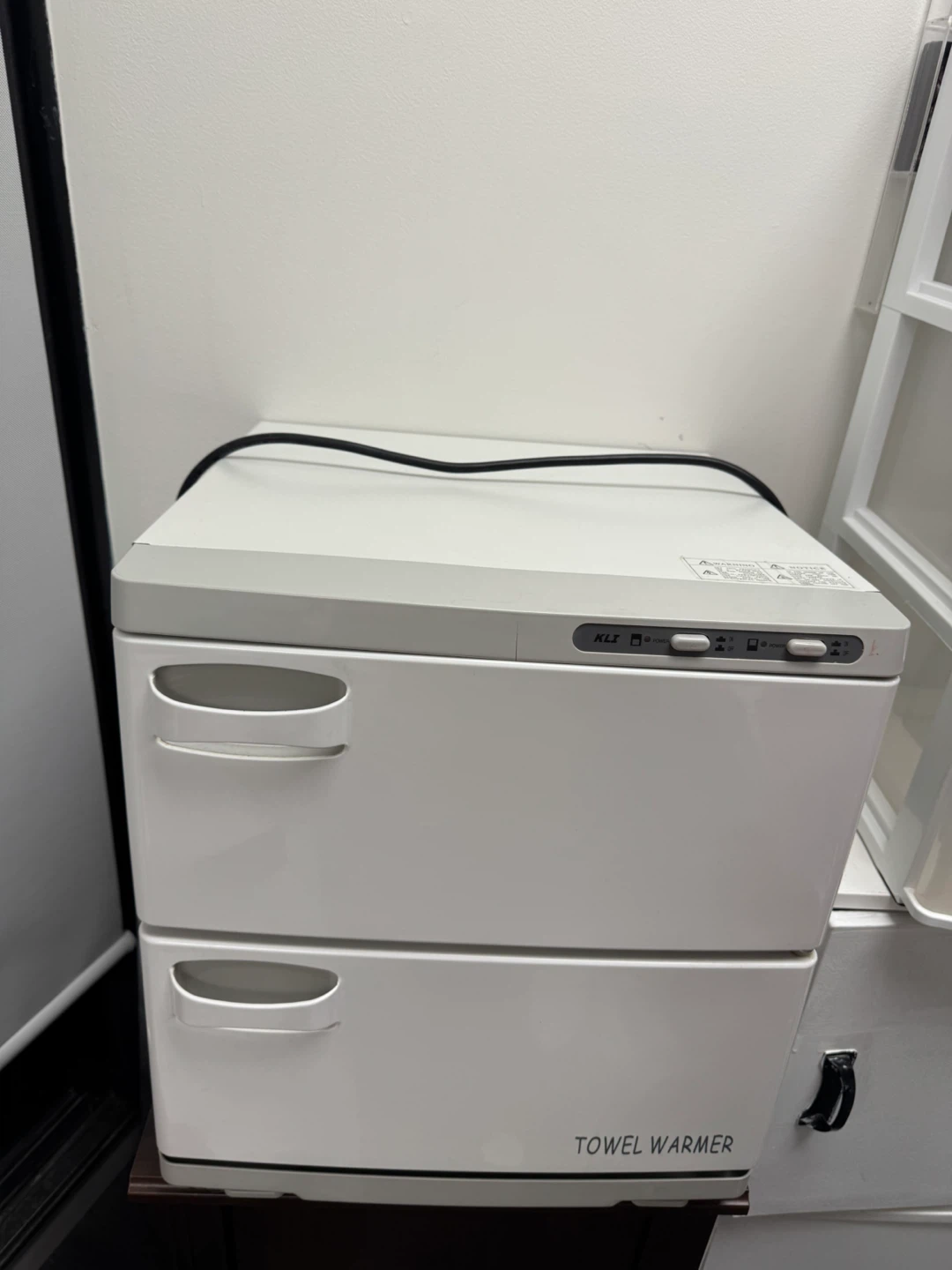 KLI Towel Warmer - photo 2