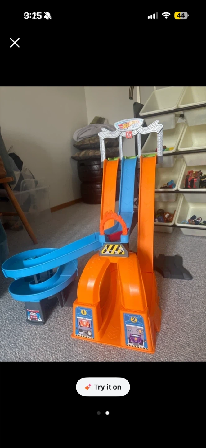Hot Wheels Spiral Tower Track Set