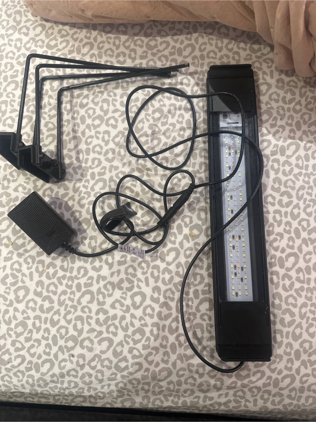 Fluval Reef 4.0 LED Aquarium Light 38.4-63cm