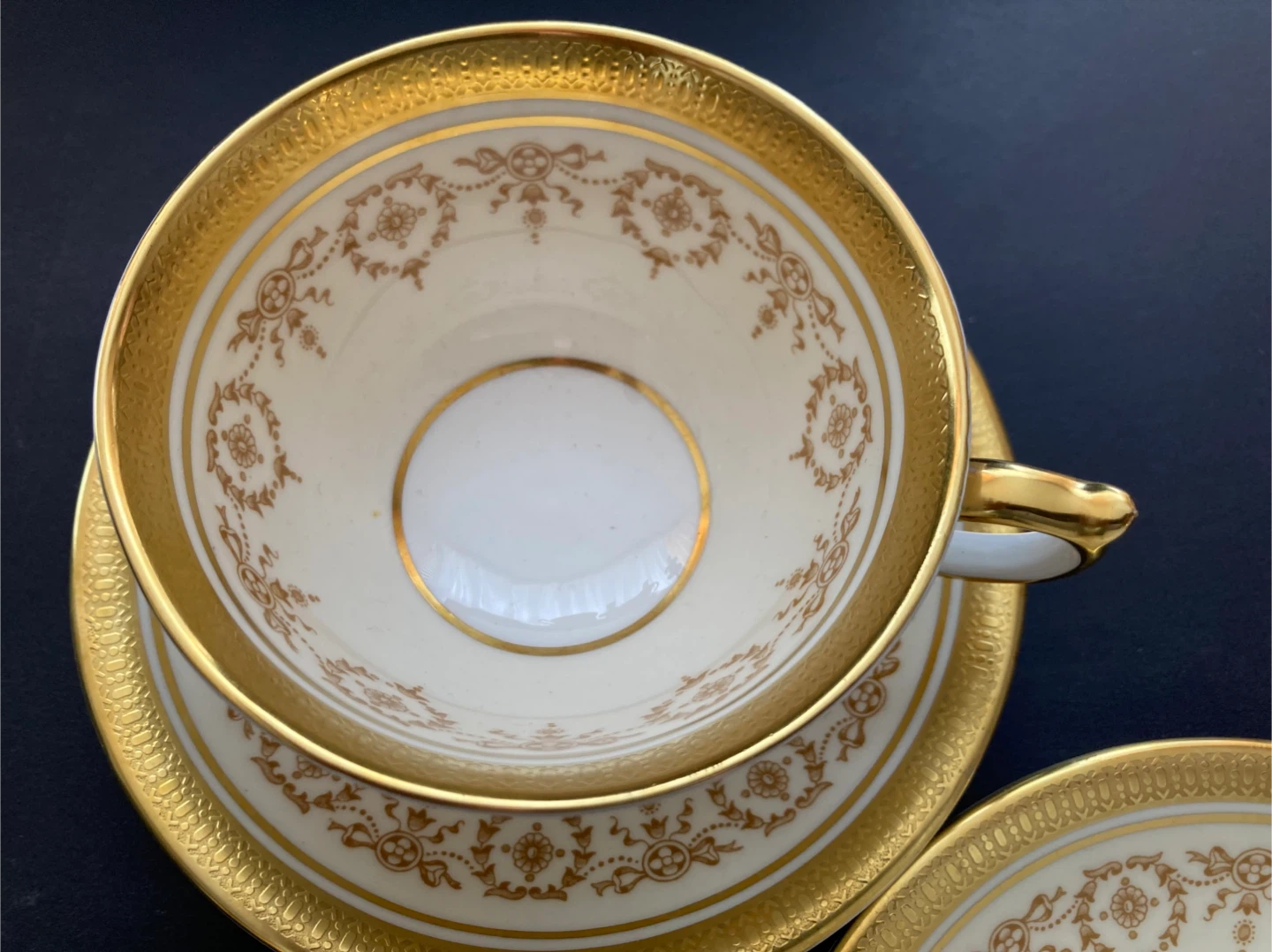 Aynsley Vintage Tea Cups and Saucers with Gold Trim - photo 2