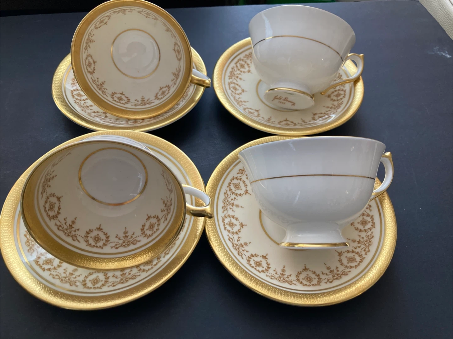 Aynsley Vintage Tea Cups and Saucers with Gold Trim - photo 3