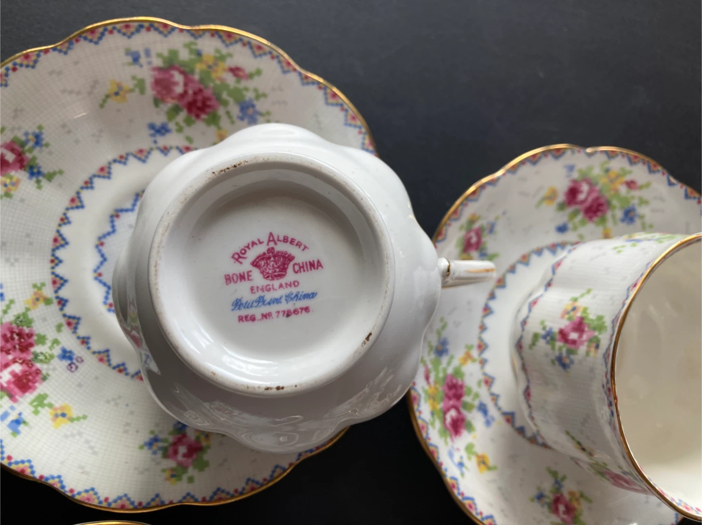 Royal Albert Bone China Teacup and Saucer Set - photo 5