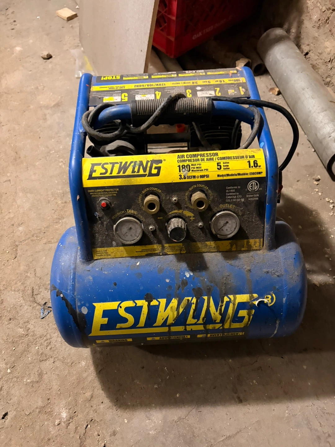Estwing Air Compressor 1.6 HP 5 Gallon