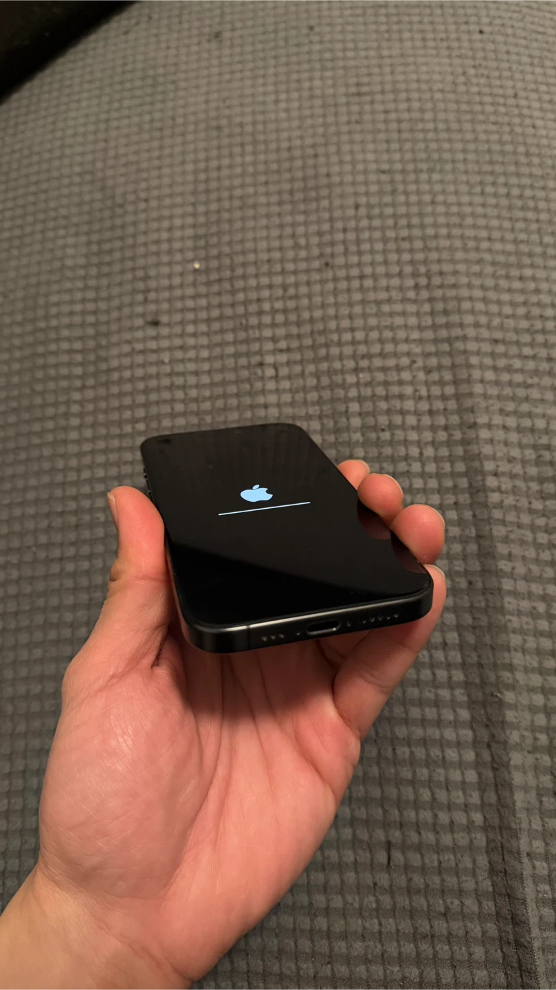 Apple iPhone 15 Pro - photo 5