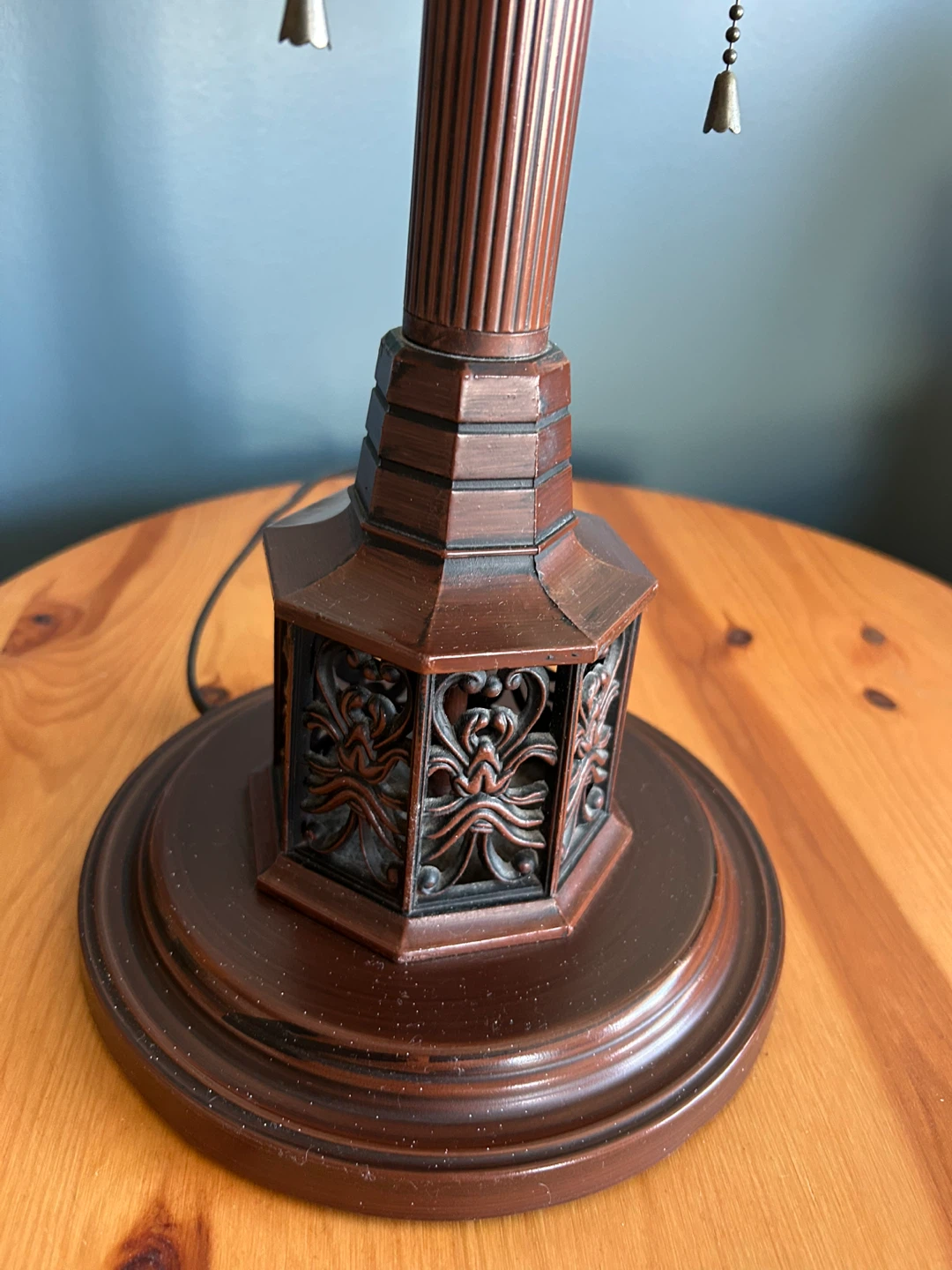 Matching Floor & Table Lamps – From Leon’s - photo 4