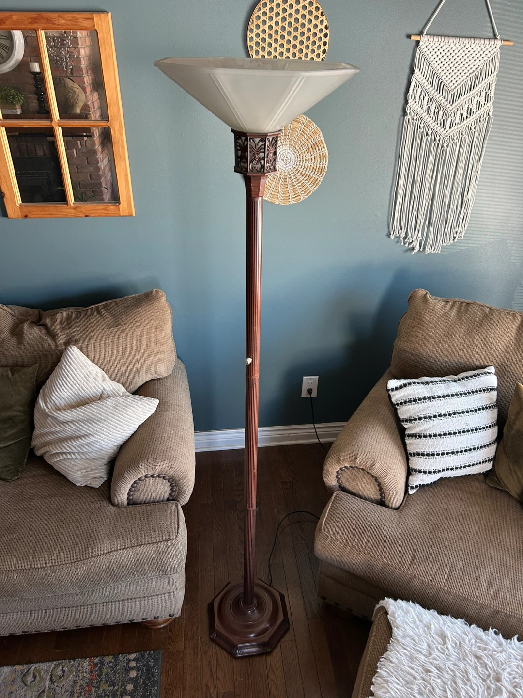 Matching Floor & Table Lamps – From Leon’s - photo 2