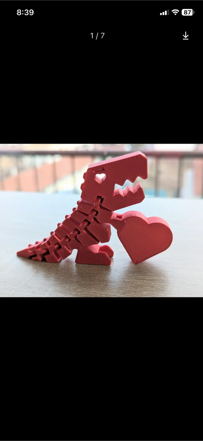 3D Printed flexible Dinosaur with Heart
