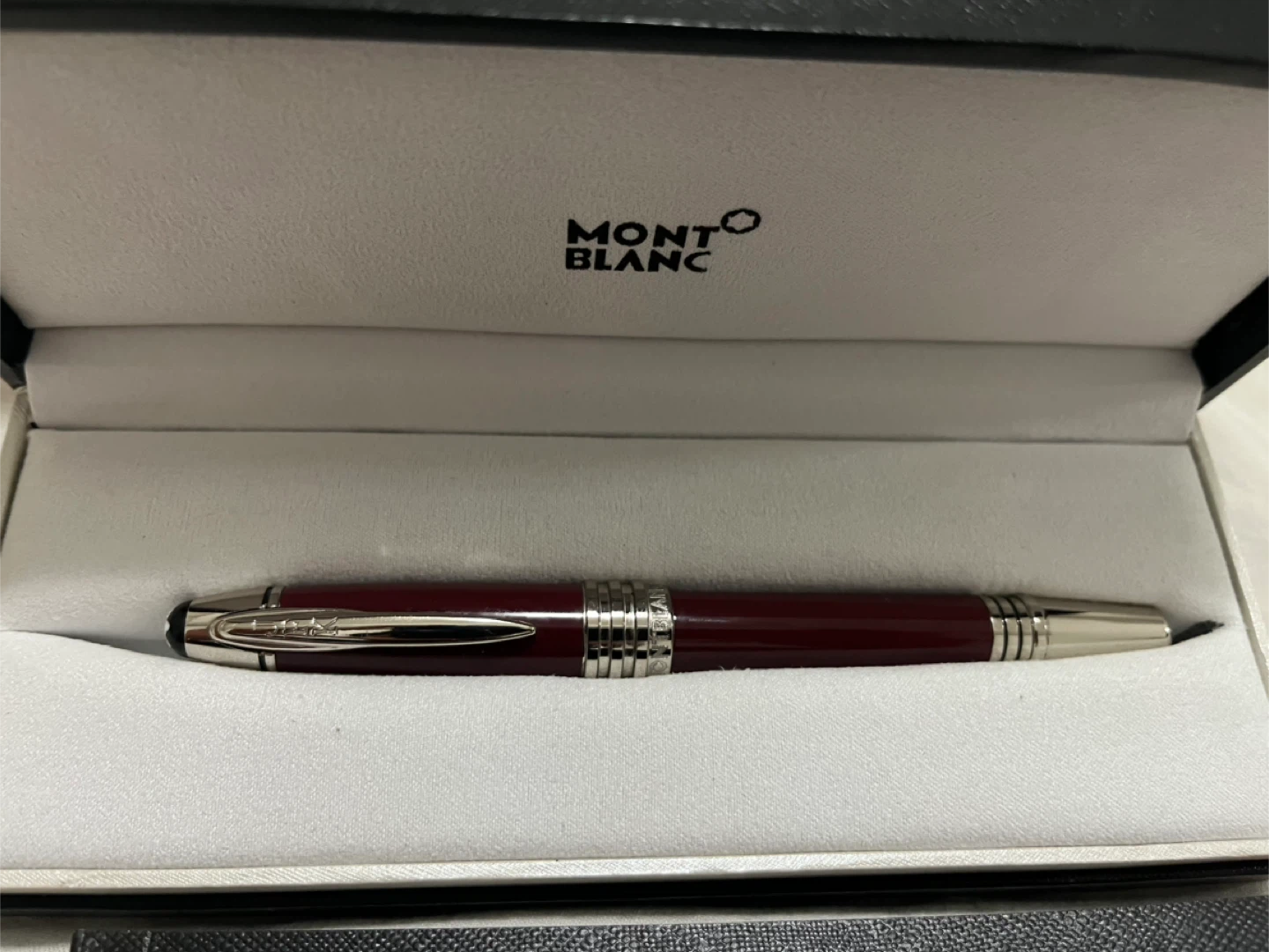 Montblanc Ballpoint Pen - Burgundy