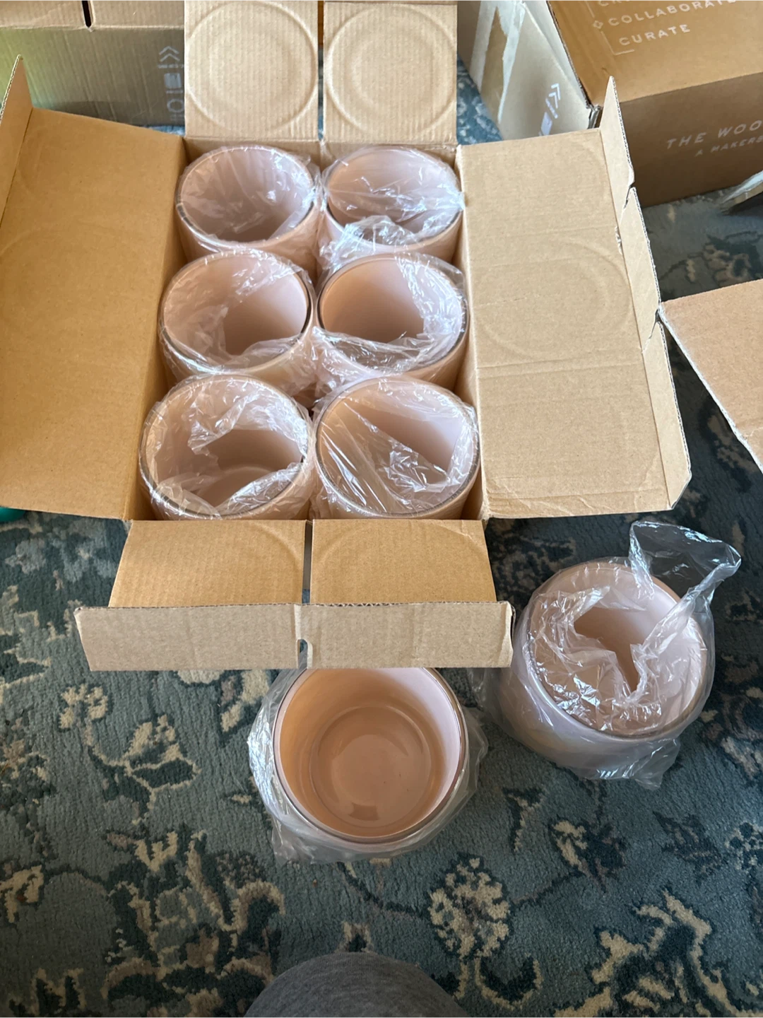 Set of 8 Pink Ceramic iridescent candle vessels - photo 2