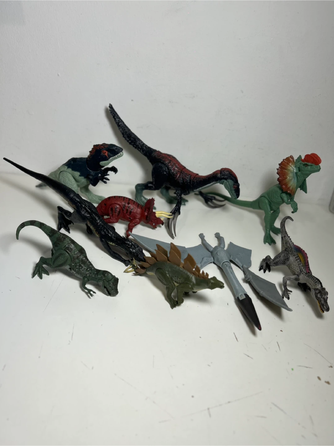 Jurásico works Assorted Dinosaur Toy Figures