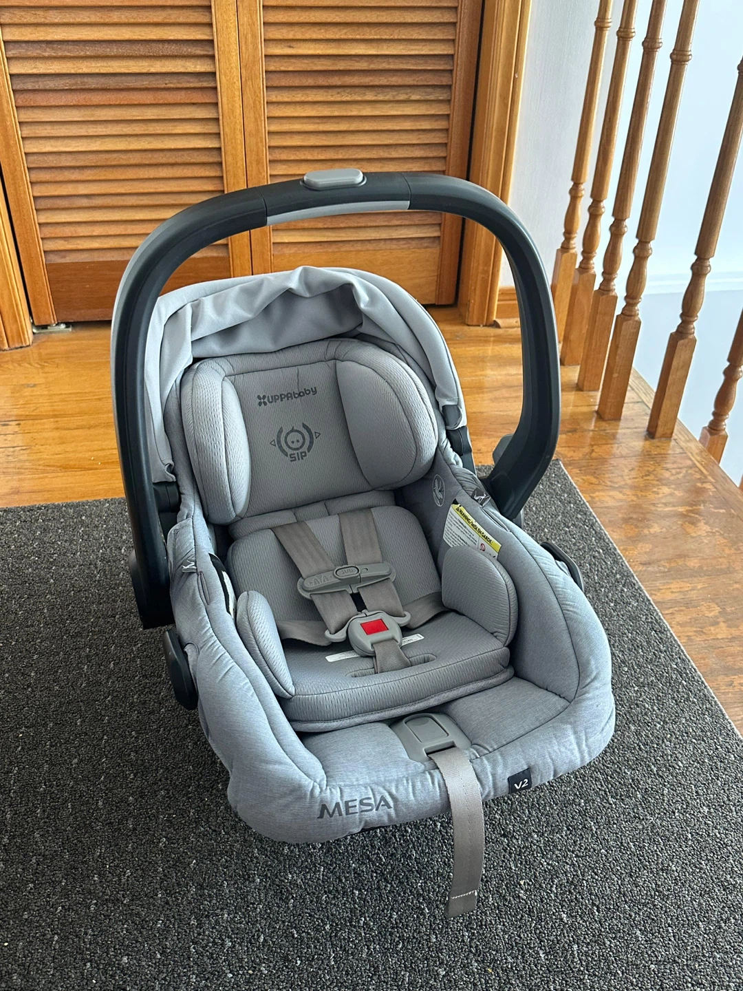 UPPAbaby MESA V2 Infant Car Seat and Base with Ghanoush cover