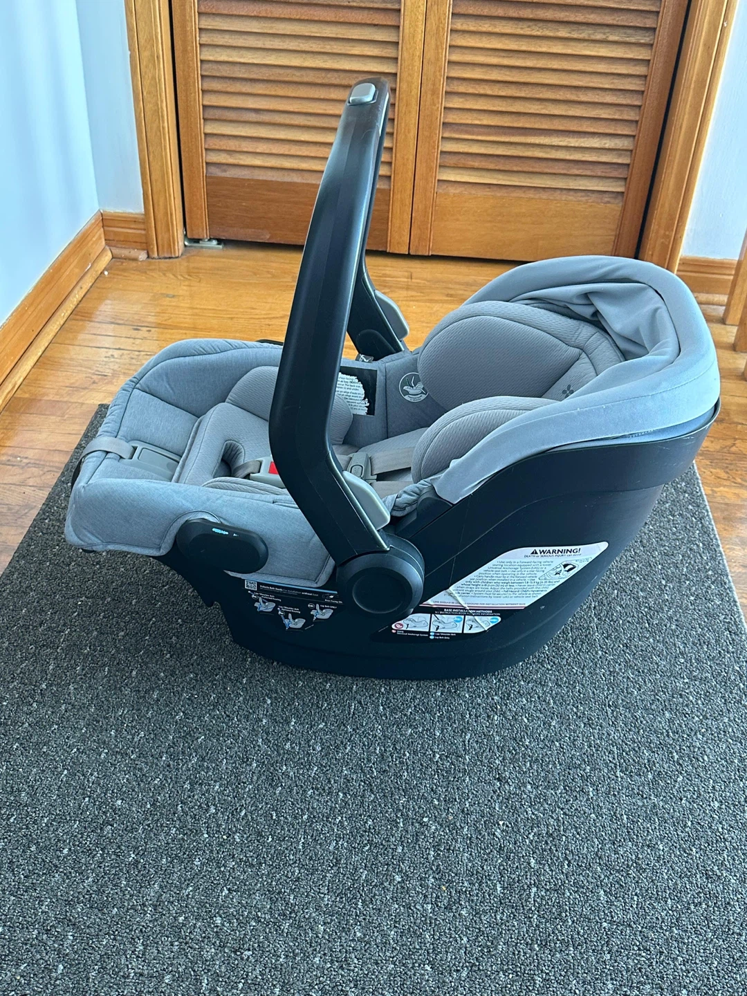 UPPAbaby MESA V2 Infant Car Seat and Base with Ghanoush cover - photo 4