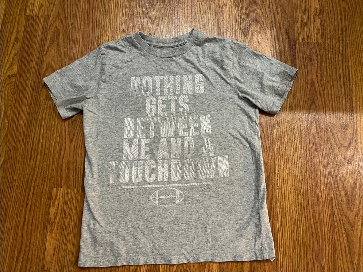 Children’s Place boys 10/12 grey football graphic t-shirt