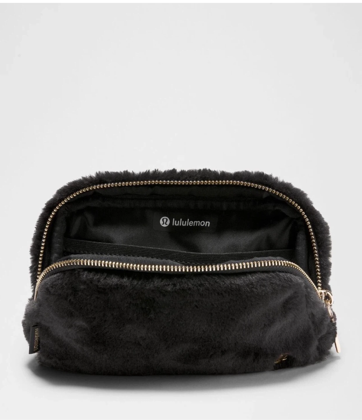 NEW Lululemon Everywhere Belt Bag Plush Fleece 1L - Black / Gold - photo 4