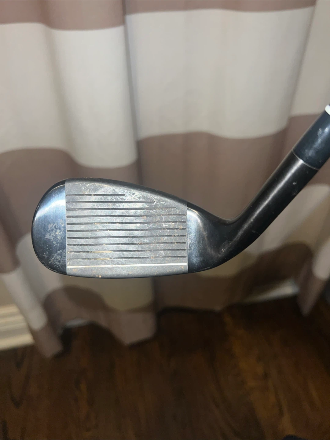 Cleveland Niblick 42 degree chipper right hand golf club - photo 4