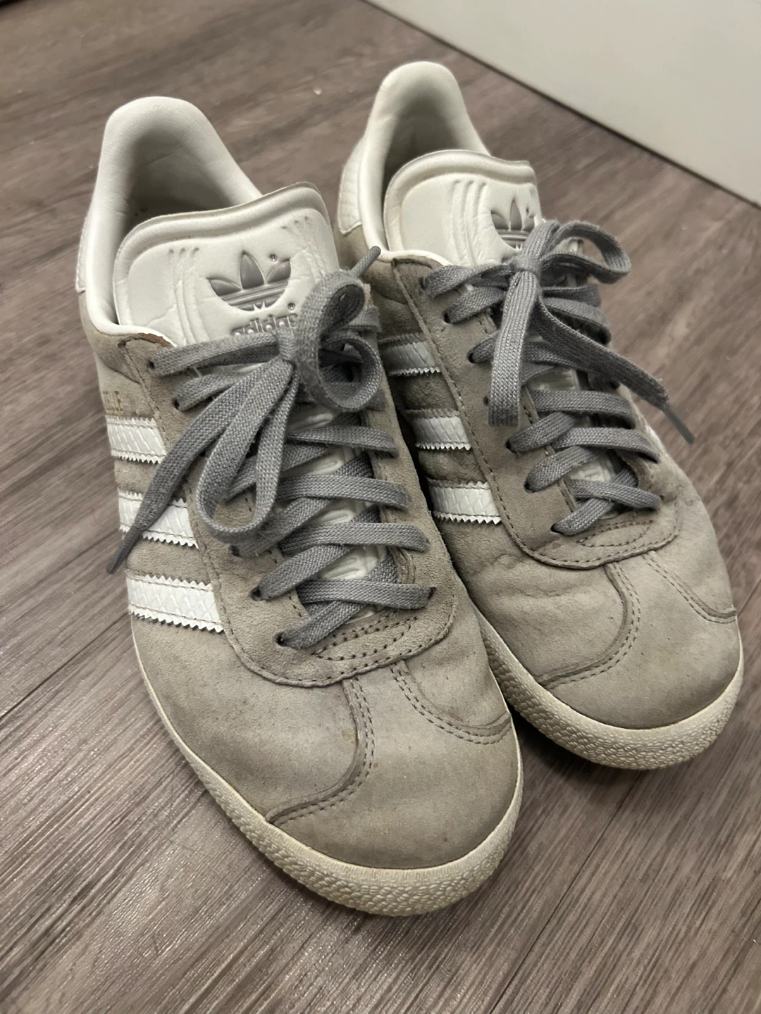 Adidas Gazelle Grey Suede Sneakers - Size 5 - photo 3