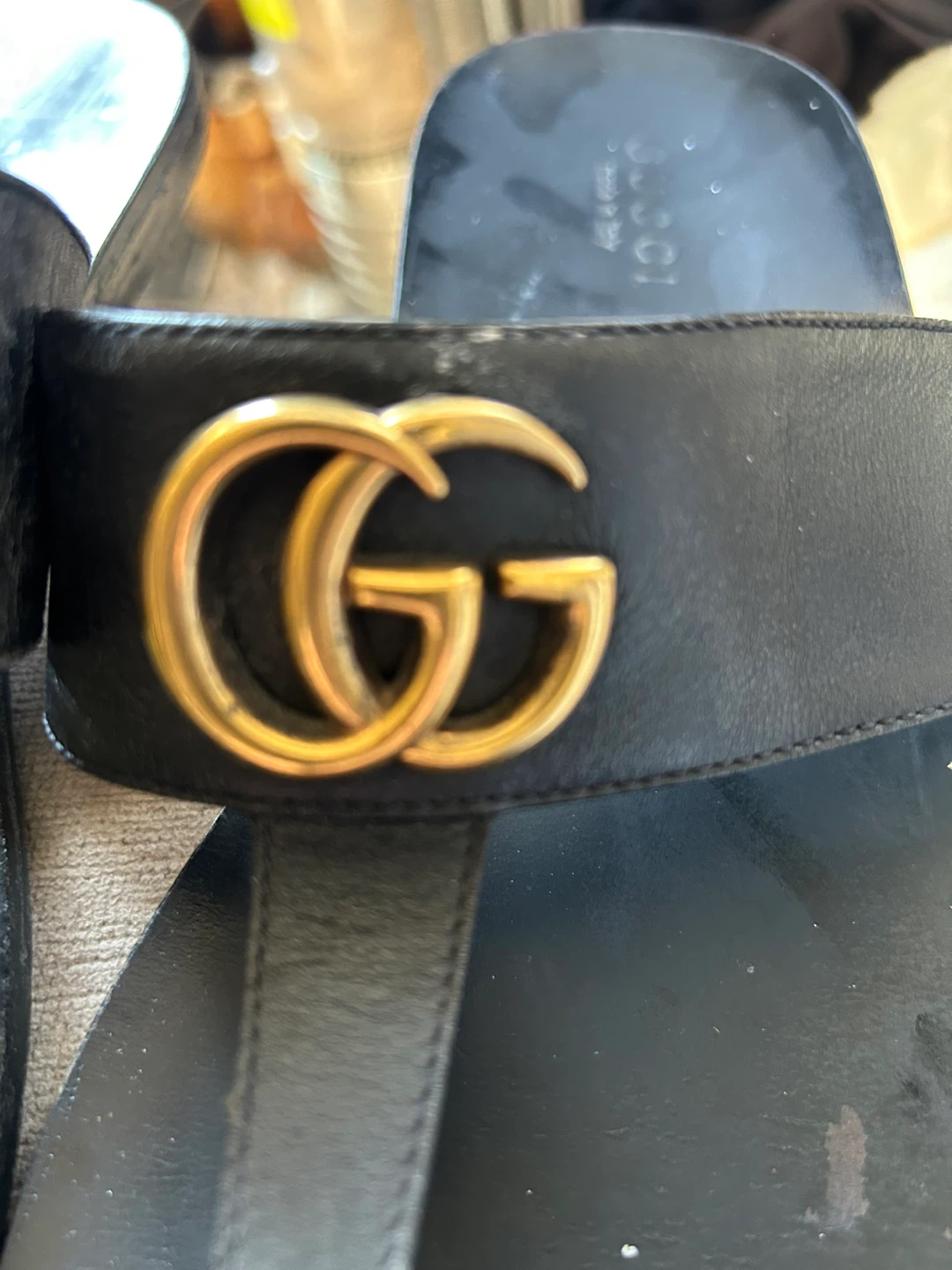 Gucci Black Leather Thong Sandals with GG Hardware - photo 5