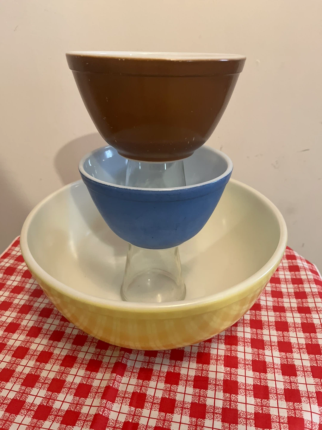 Pyrex Mixing Bowls - Set of 3