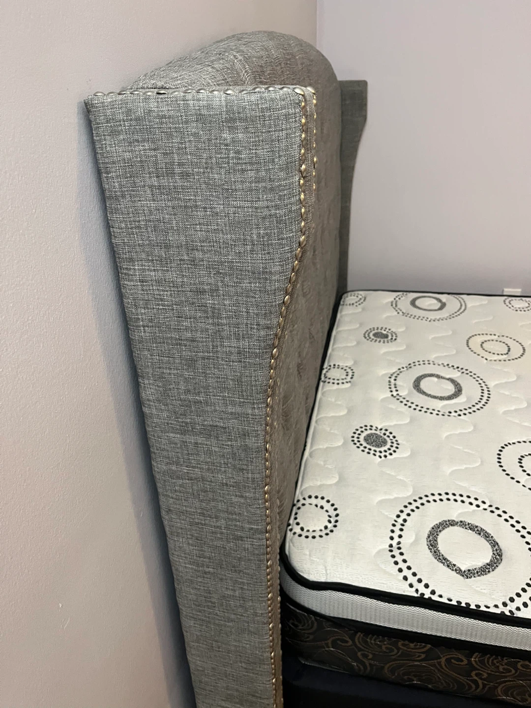 Grey Wingback Tufted Headboard with Mattress - photo 5