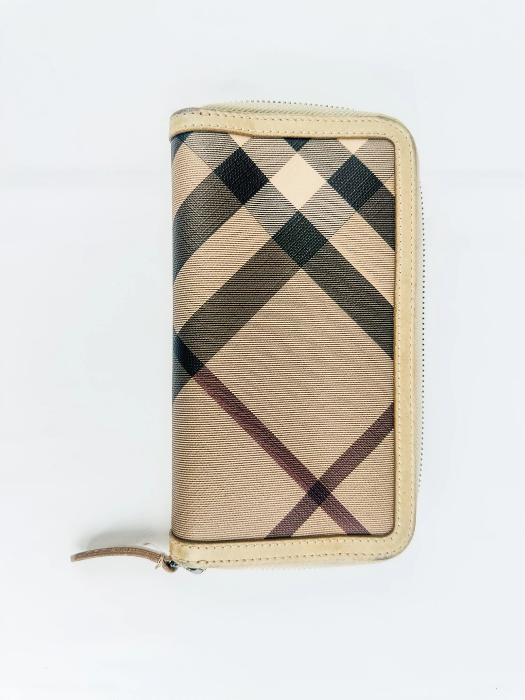 Burberry Smoked Nova Check Zip Wallet