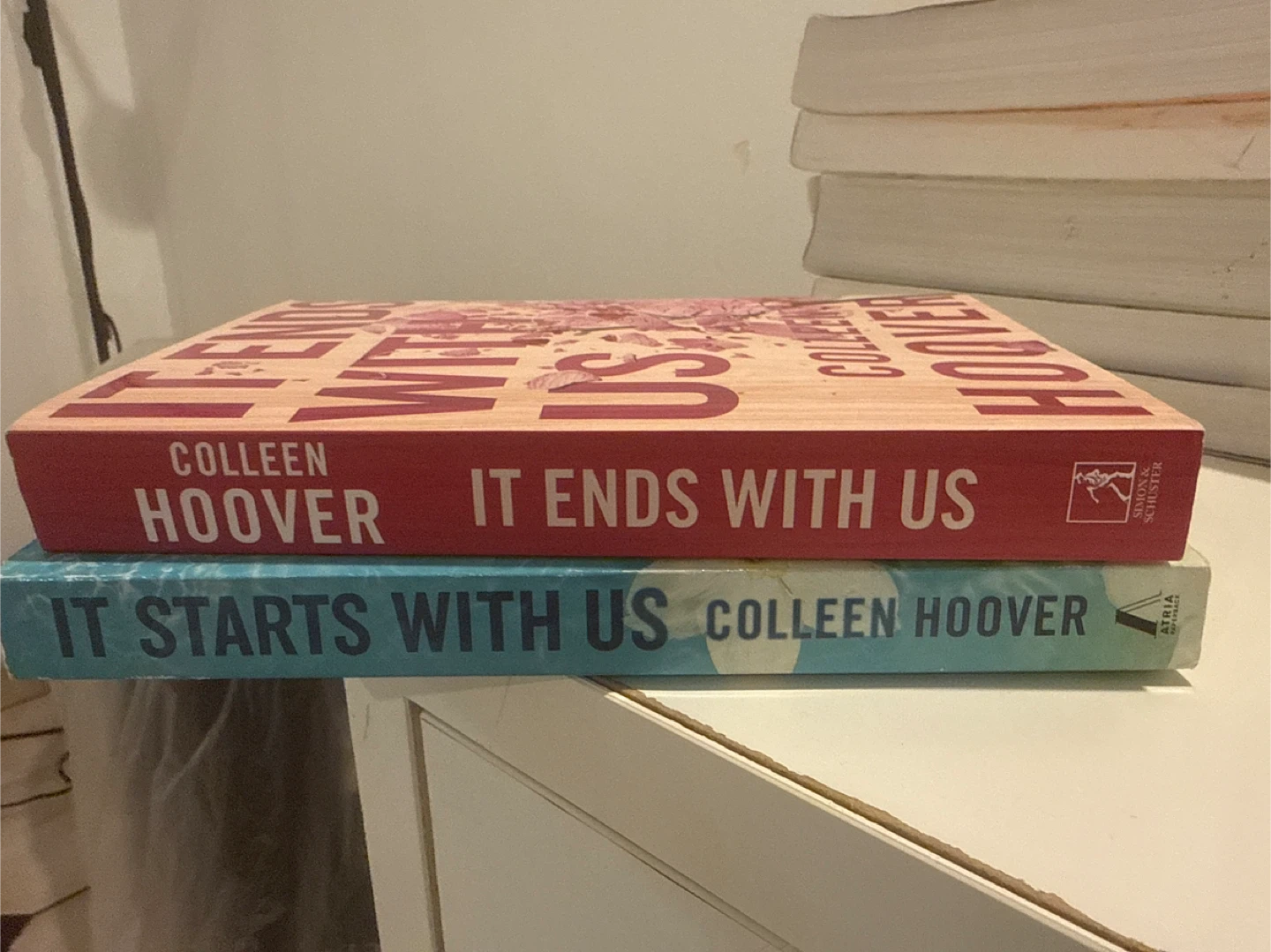 Colleen Hoover Books - It Ends With Us & It Starts With Us