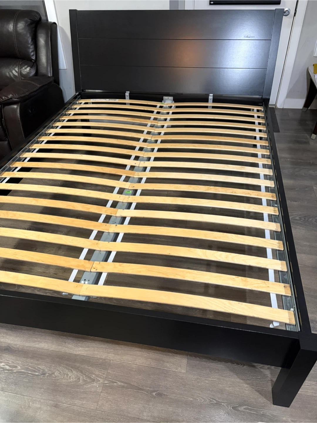 Black queen Wooden Bed Frame with Slatted Base - photo 4