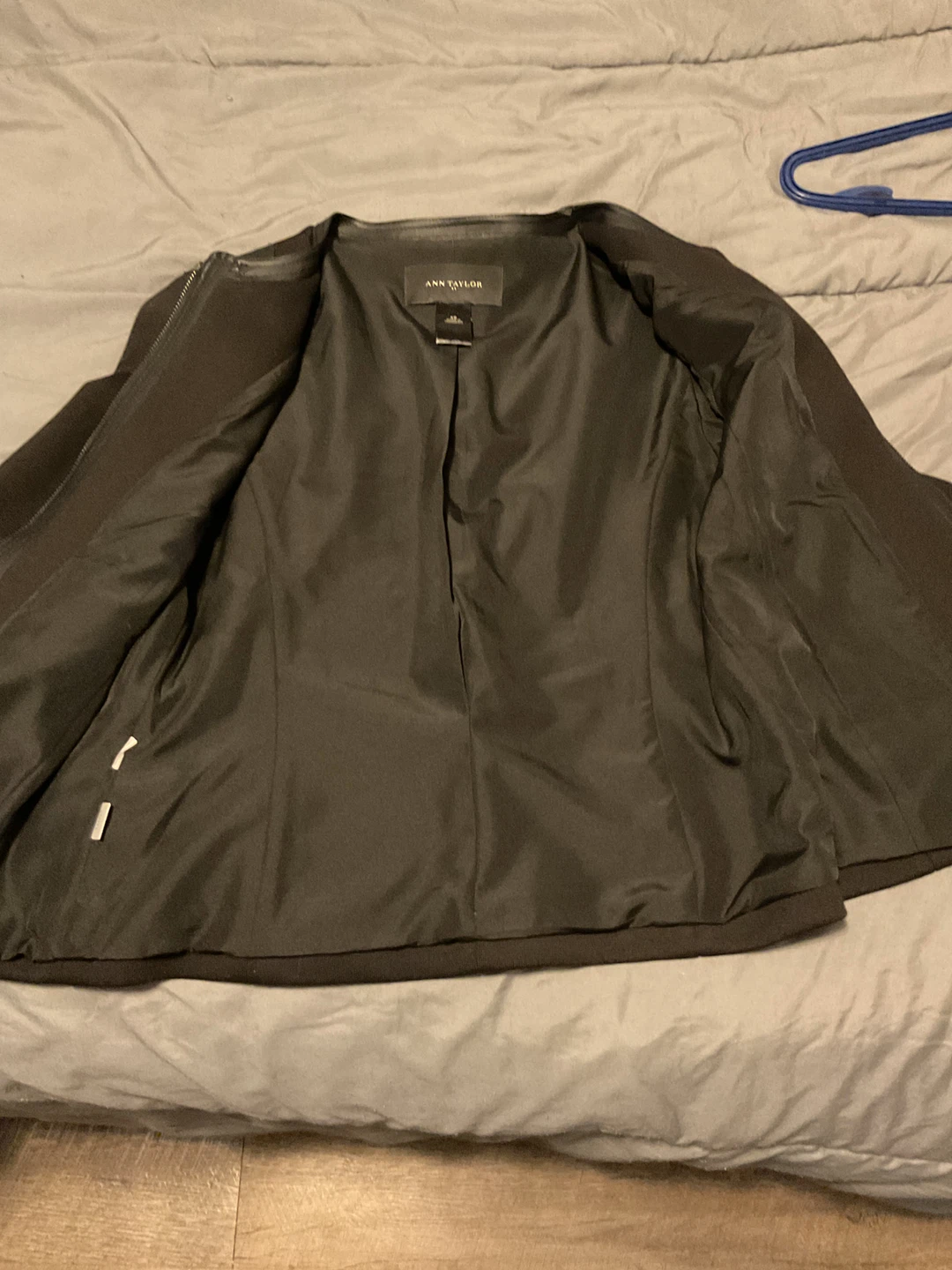 Ann Taylor Black Zipper Jacket XS - photo 4
