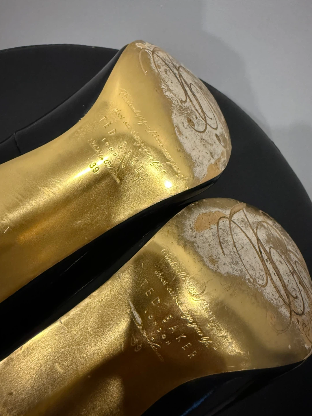 Ted Baker Black Patent Leather Pumps Size 39 - photo 5