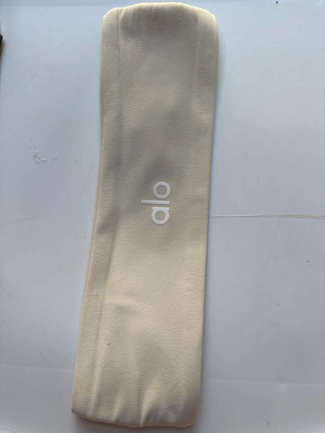 Alo Yoga Headband Cream