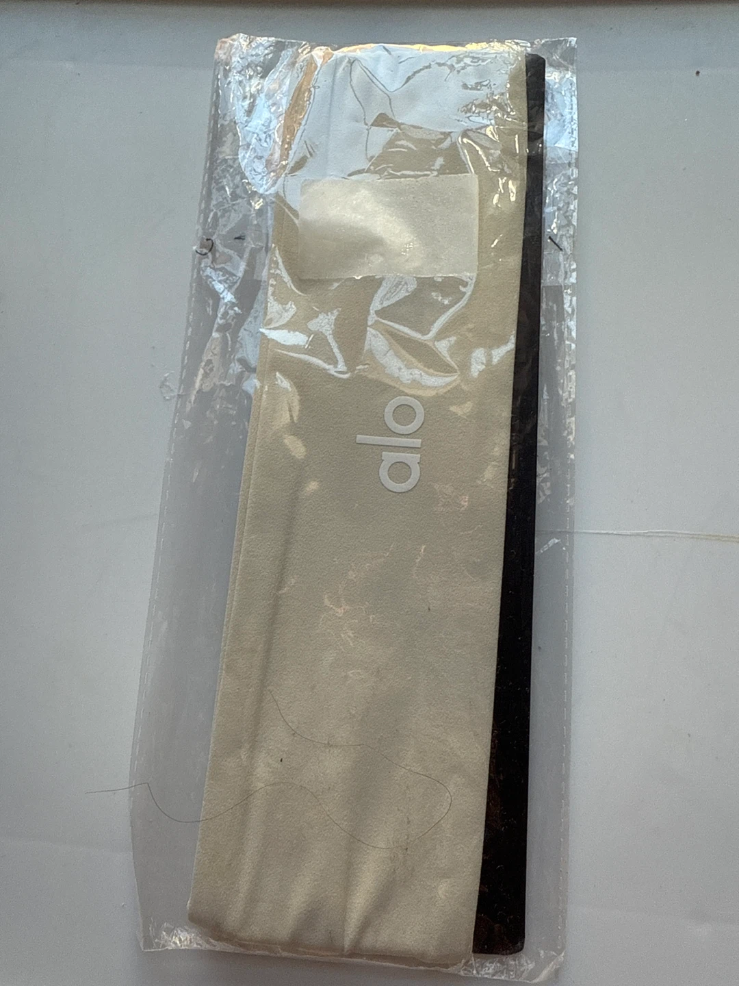 Alo Yoga Headband Cream - photo 3