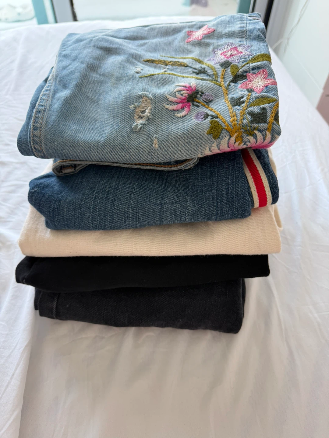 Women’s jeans& pants