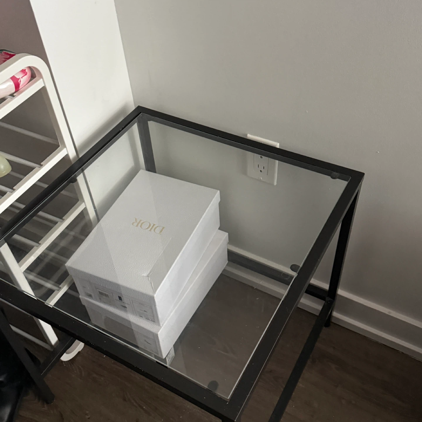 Ikea square glass coffee table - photo 2