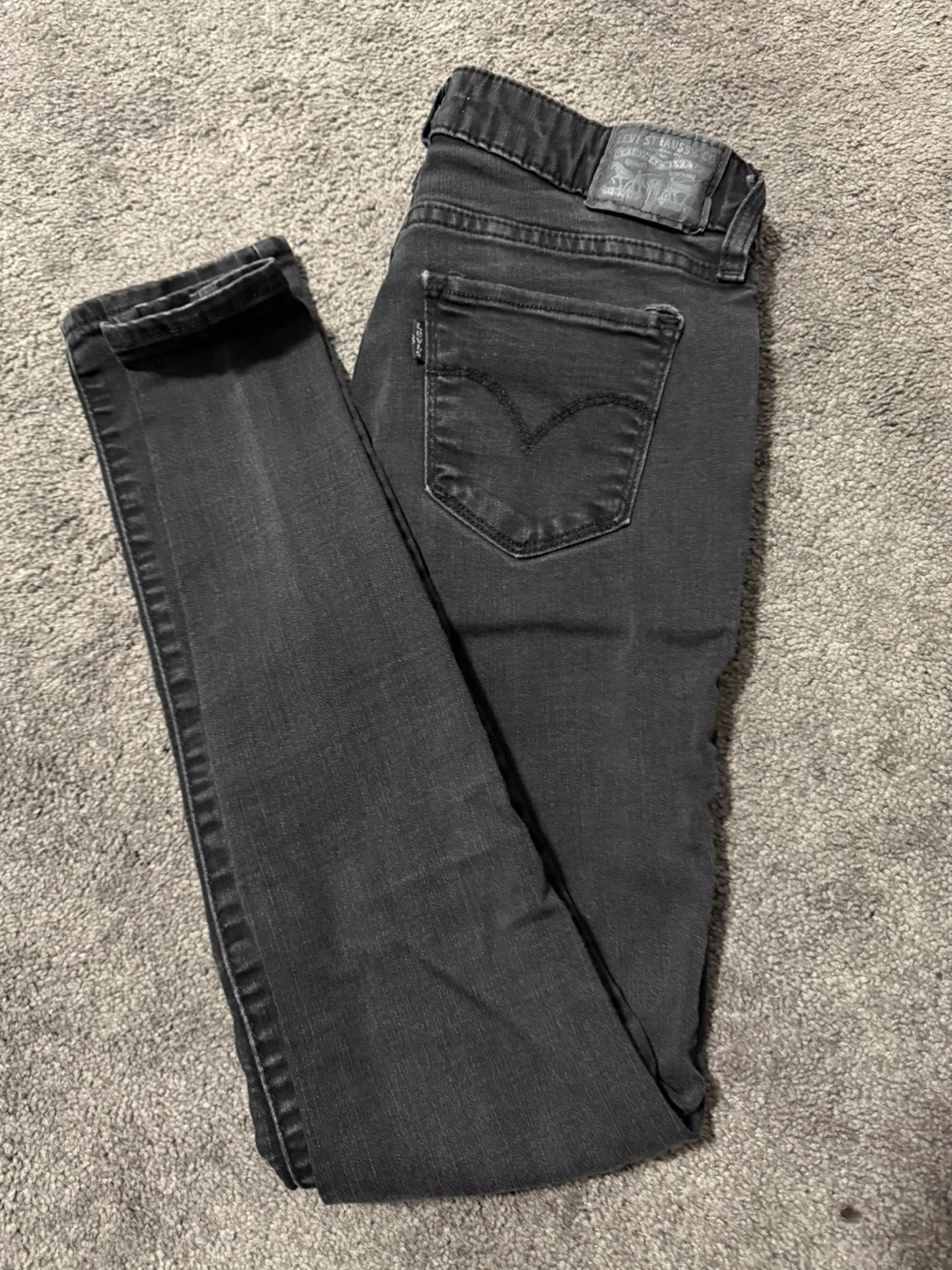 Levi's 711 Skinny Jeans