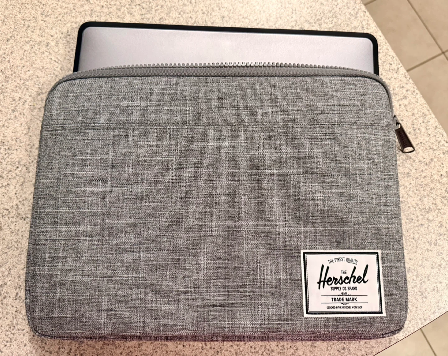 Herschel “Anchor” 13 Inch Sleeve - Like New!
