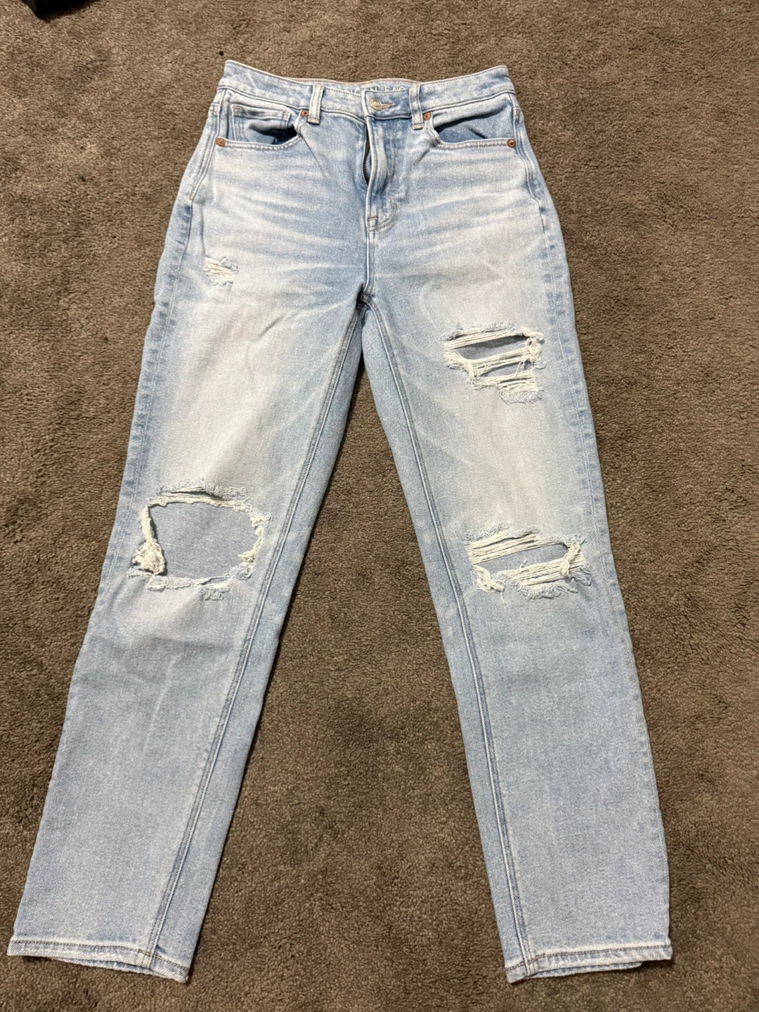 American Eagle Ripped Mom Jeans - photo 2