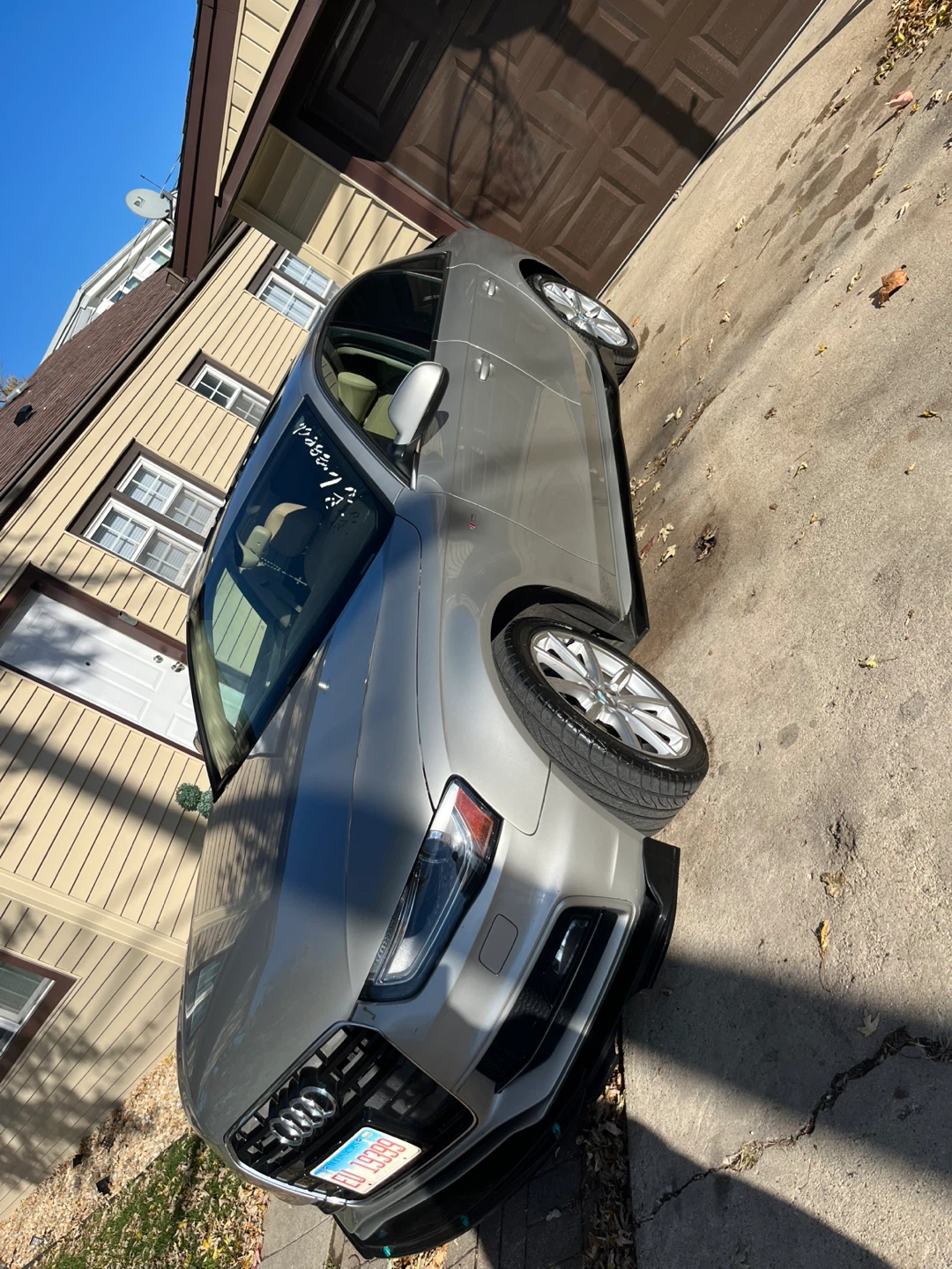 Audi A4 Sedan - photo 2