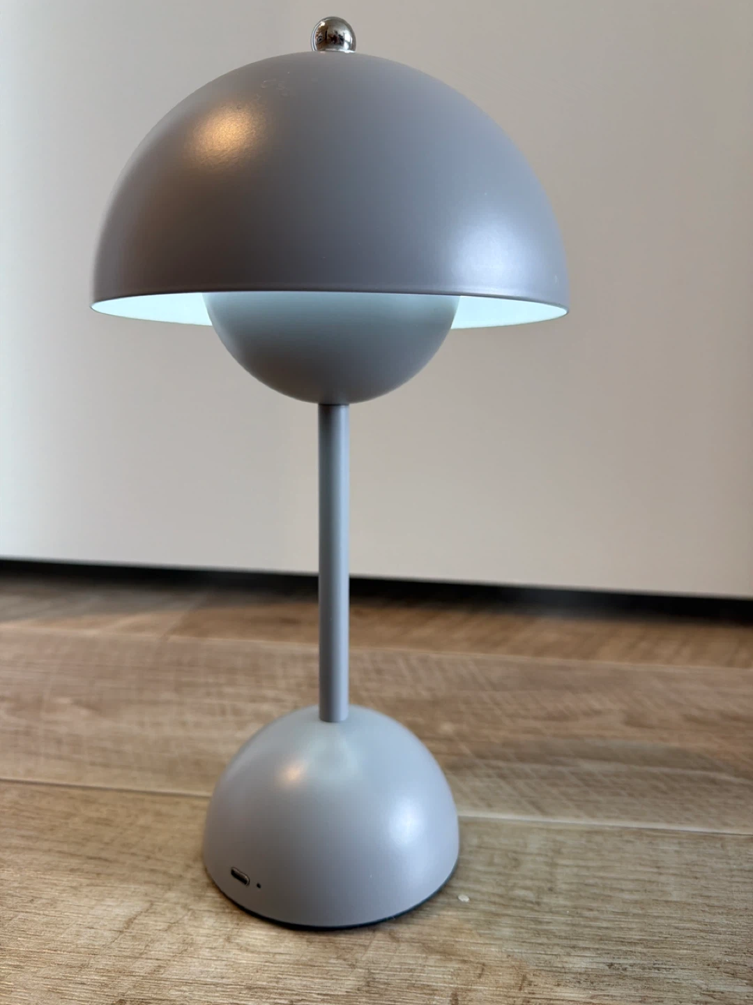 Grey Mushroom Lamp - photo 2