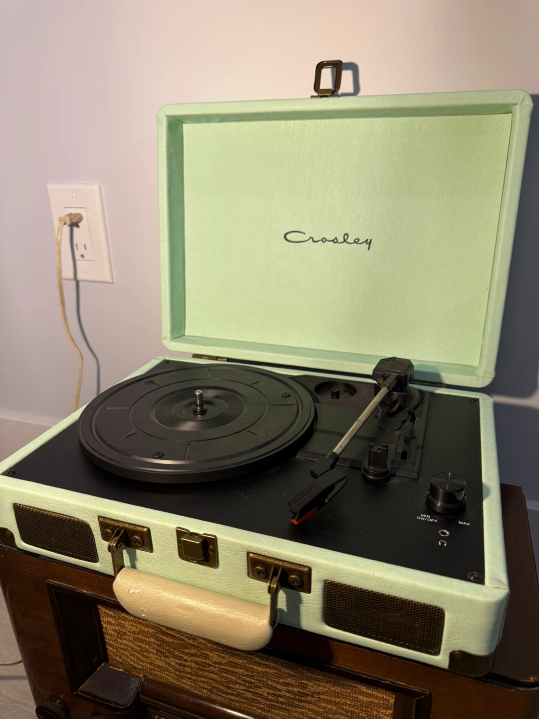 Crosley CR8005U-MI1 Record Player Turntable