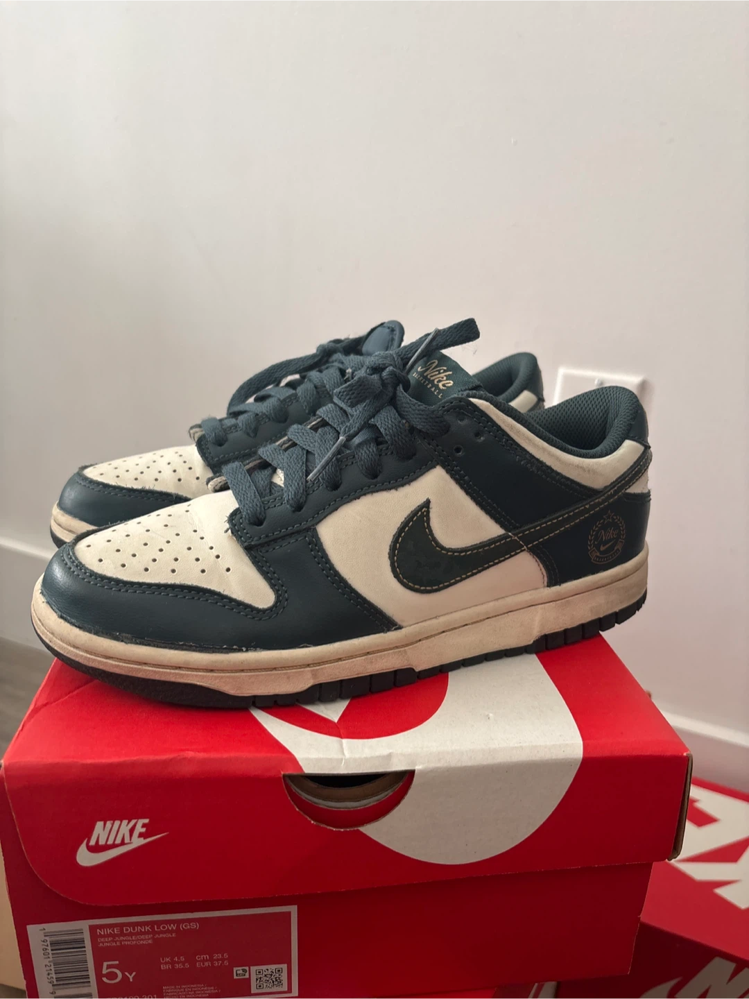 Nike Dunk Low (GS) Sneakers Size 5Y - photo 4