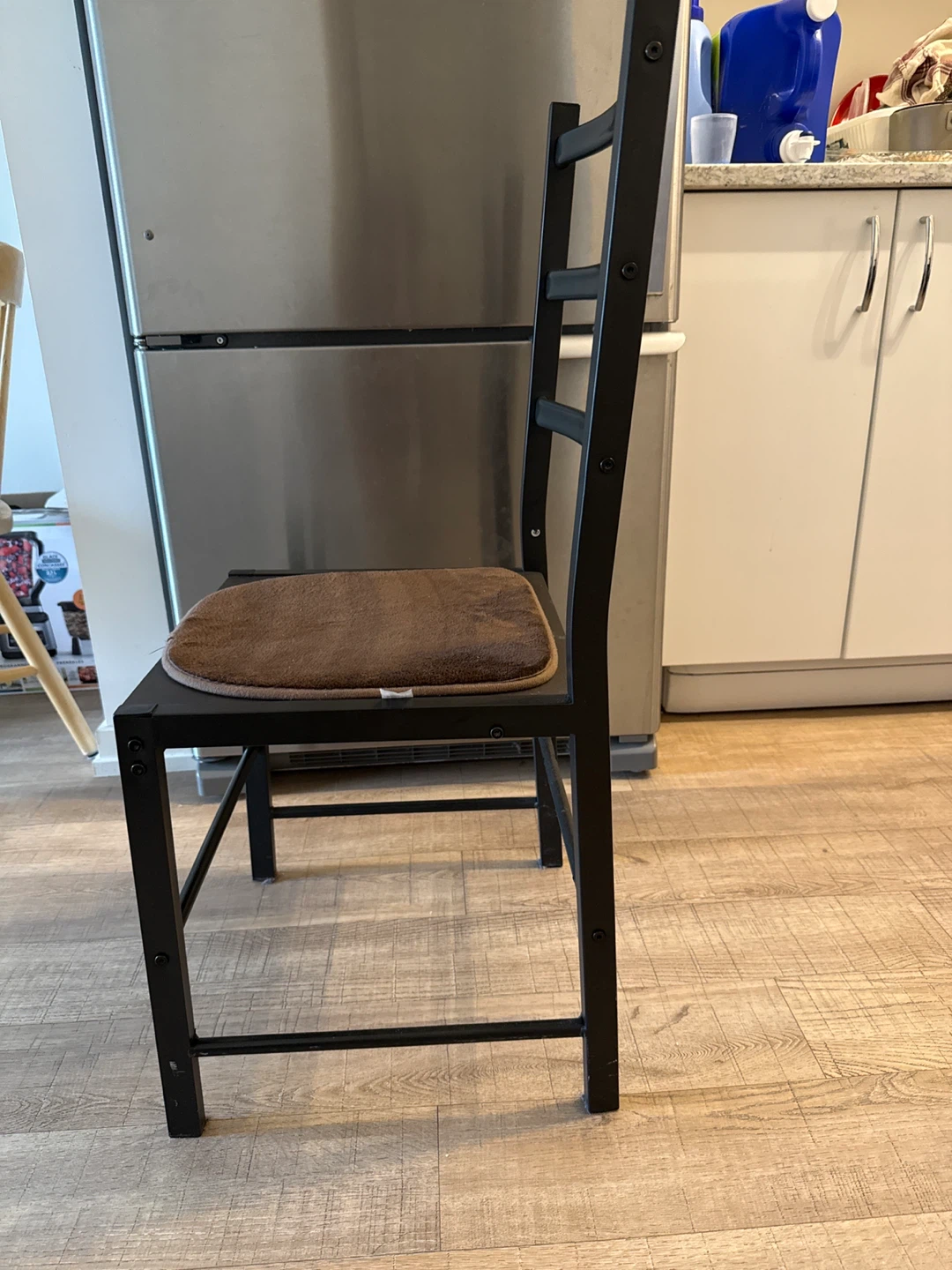 Metal Dining Set with 3 Metal Chairs - photo 4