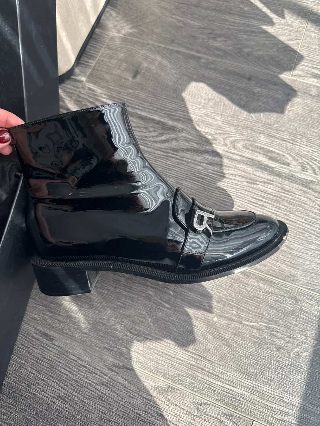 Rochas Black Patent Leather Ankle Boots Size 39.5 - photo 2