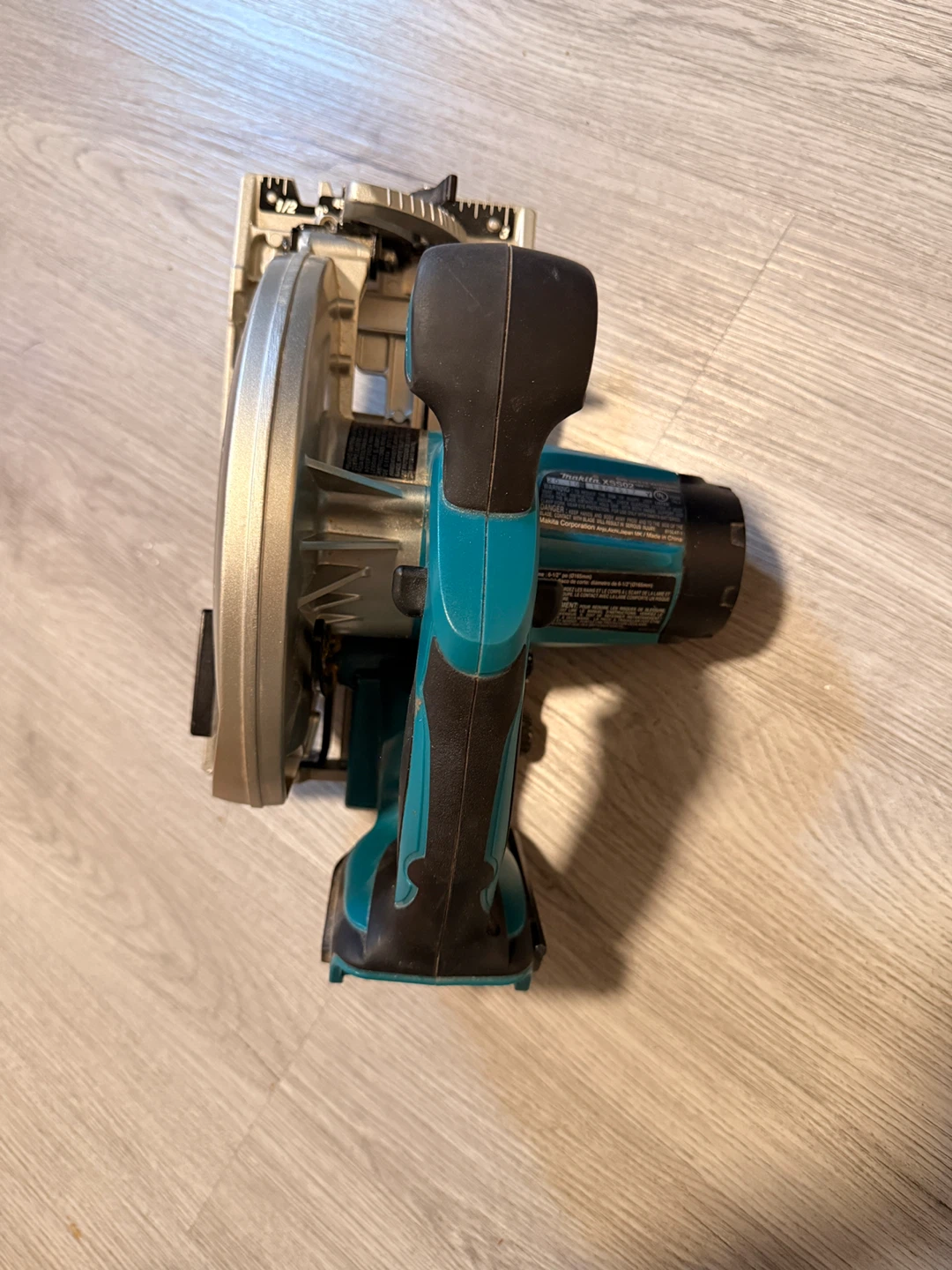 Makita XSS02 Cordless Circular Saw - photo 2