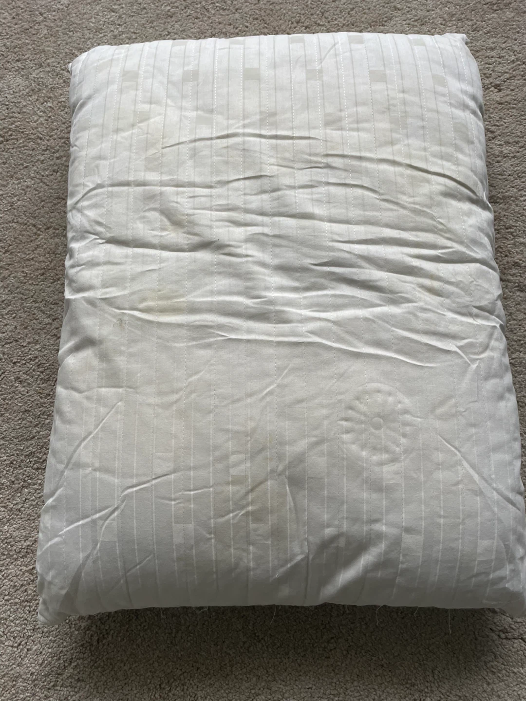 DuPont Dacron Polyester Pillow - photo 2