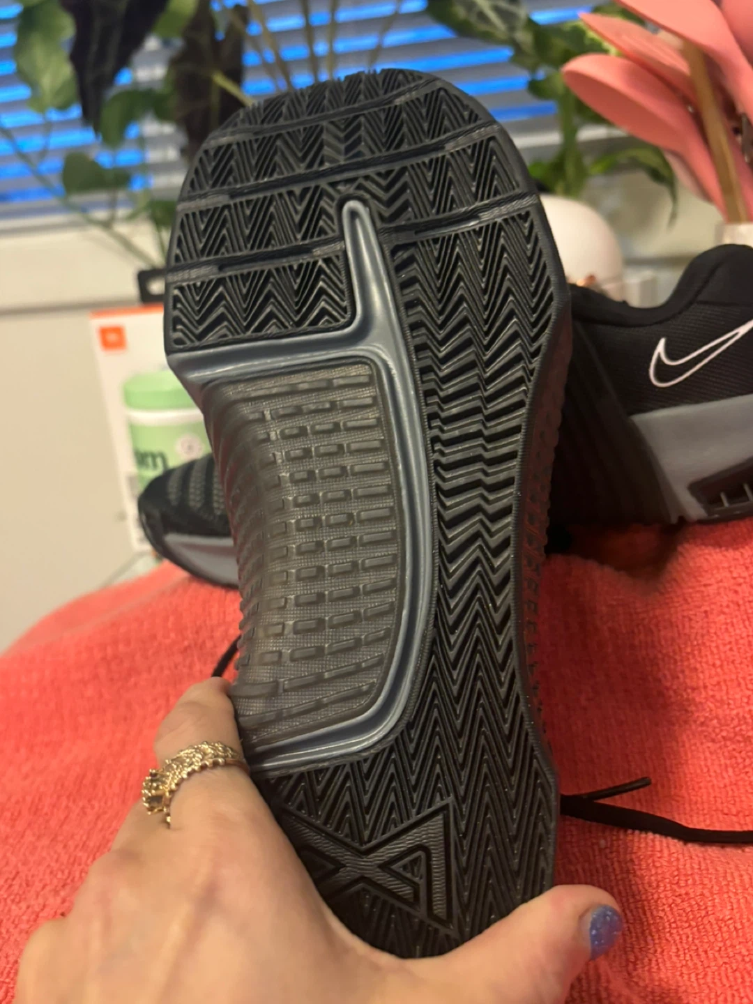 Nike PG 6 Women’s  Basketball Shoes Size 8 - photo 3