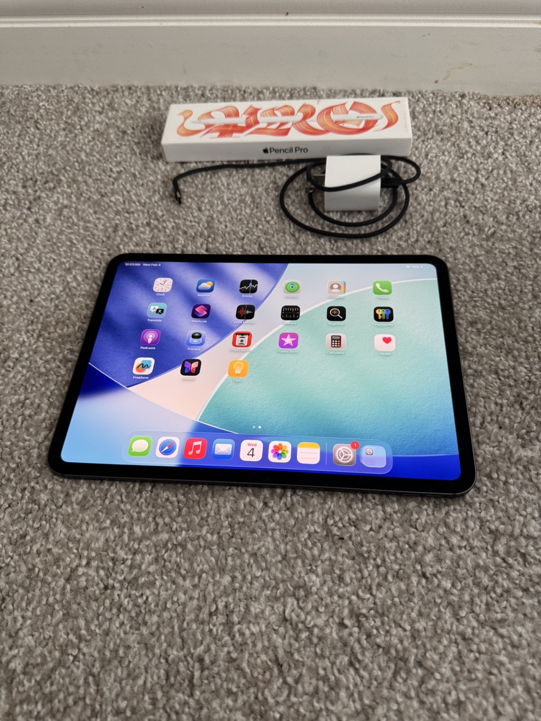 iPad Pro M5  11 inch  Wi-Fi + Cellular
