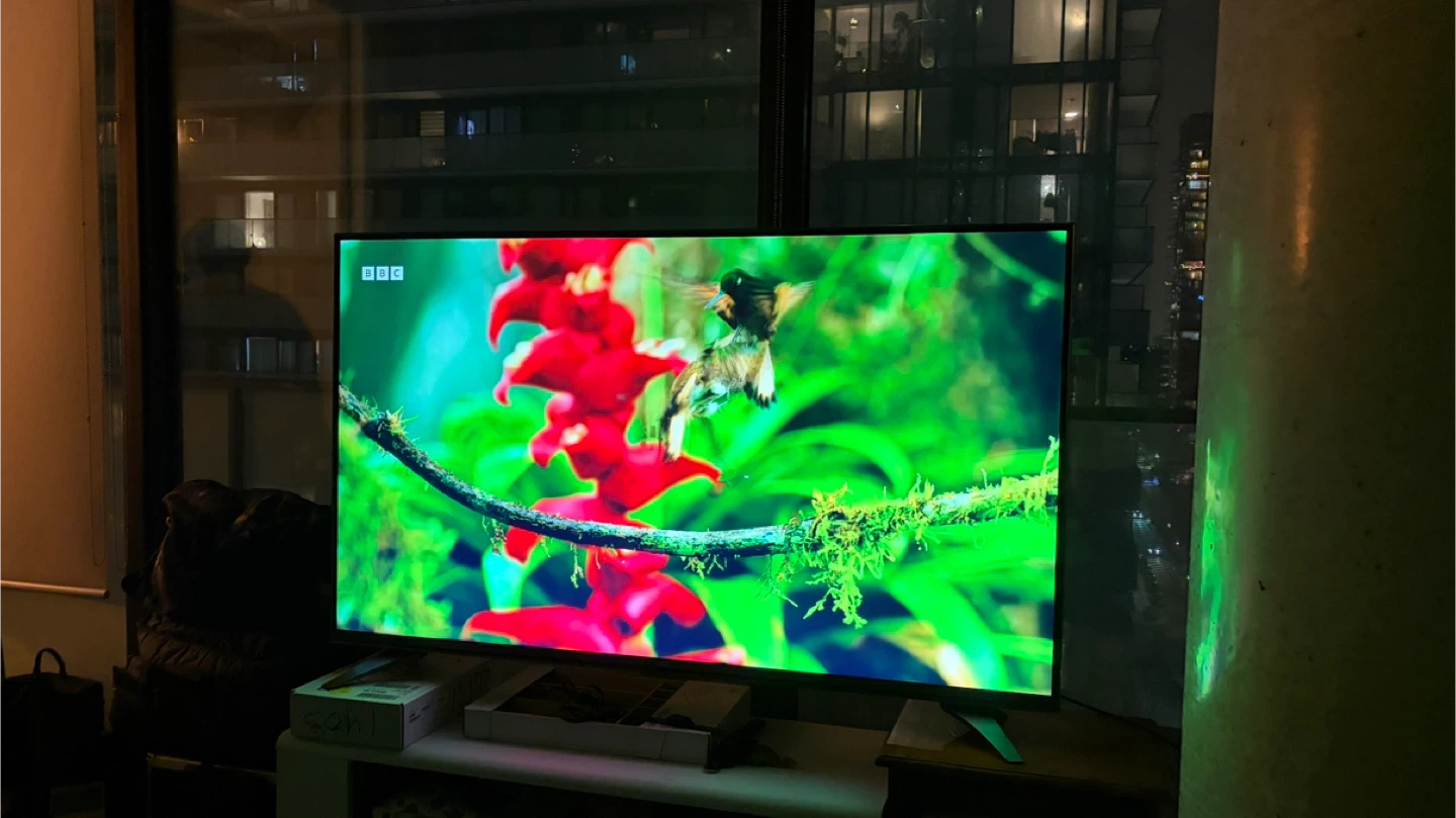 LG 65-inch UHD 4K Smart TV w magic remote - photo 2