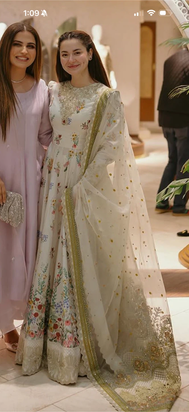 Faiza Saqlain Luxury pret lawn - photo 2