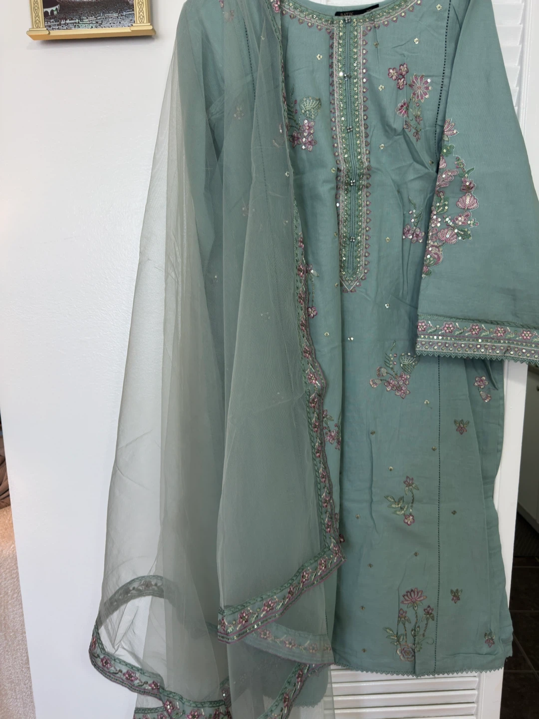 Batik 3 piece Khaddar suit - photo 4