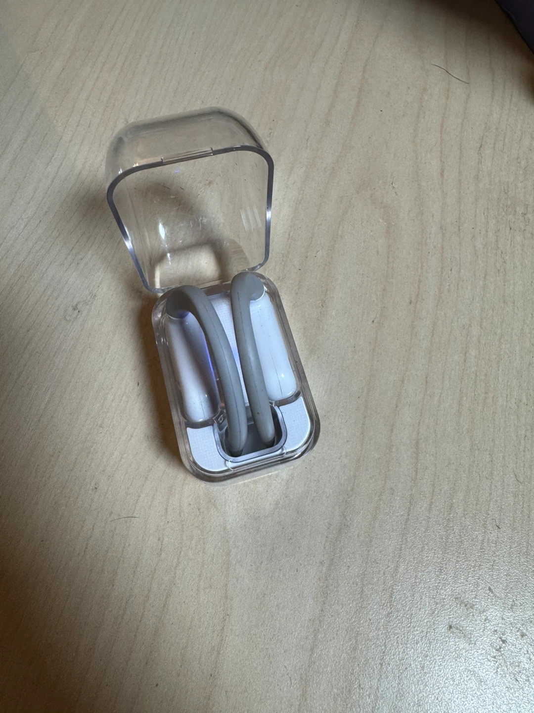 White Wireless Earbuds with Gray Ear Hooks - photo 3